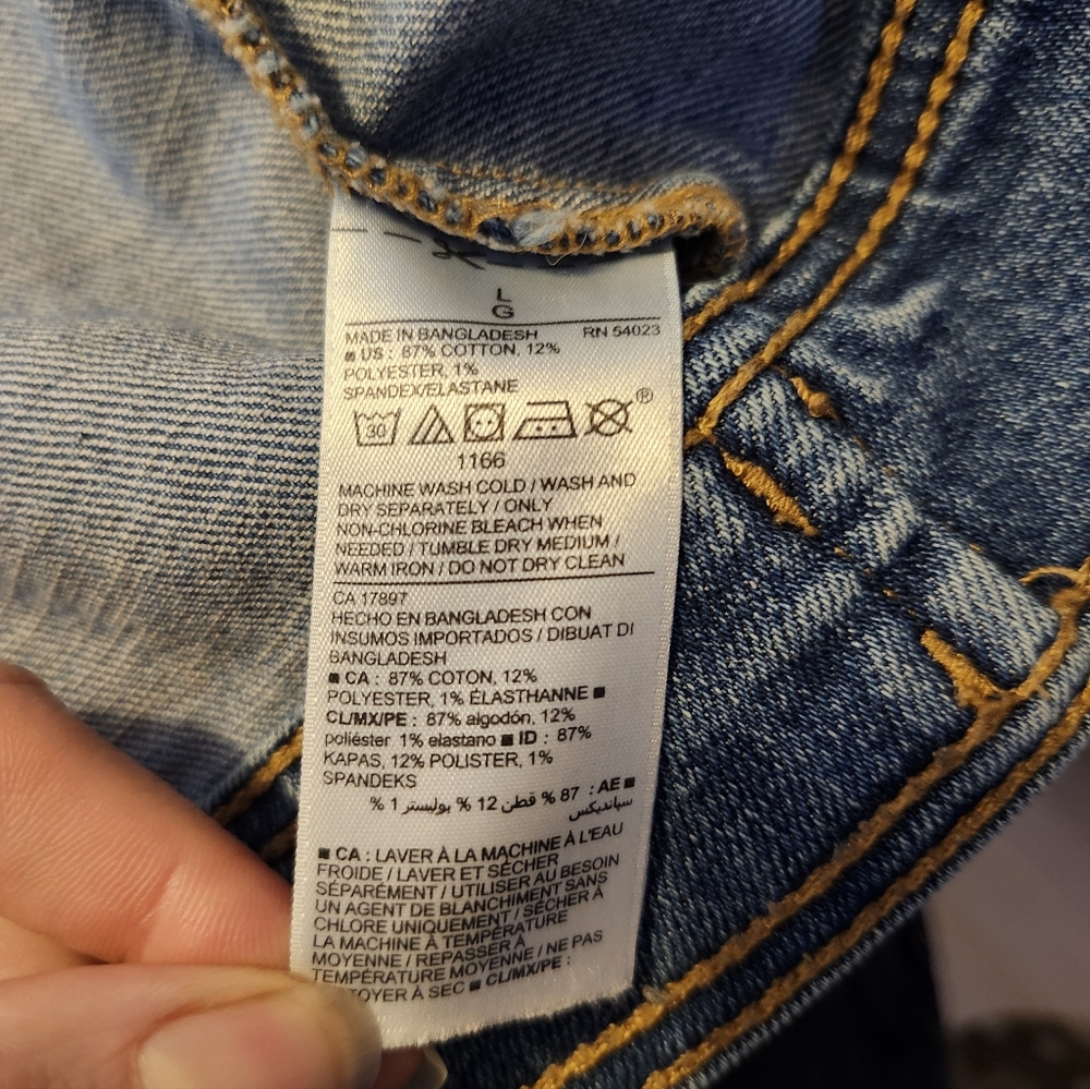 Re Worked Denim Jacket With Patchwork Star On Back - Picture 6 of 9